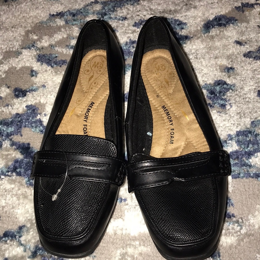 Women’s time and tru loafers